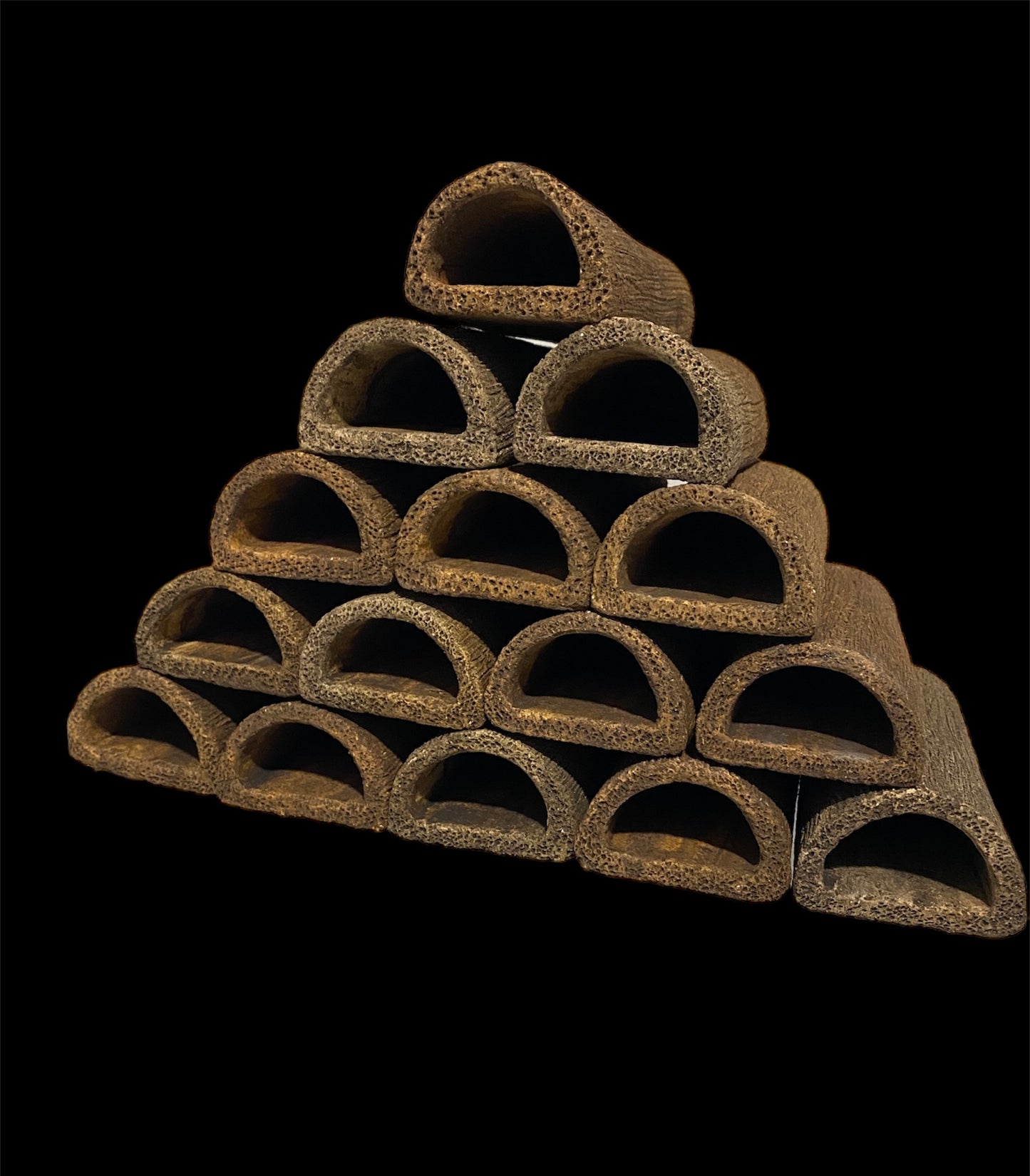 Medium D shaped ceramic breeding cave